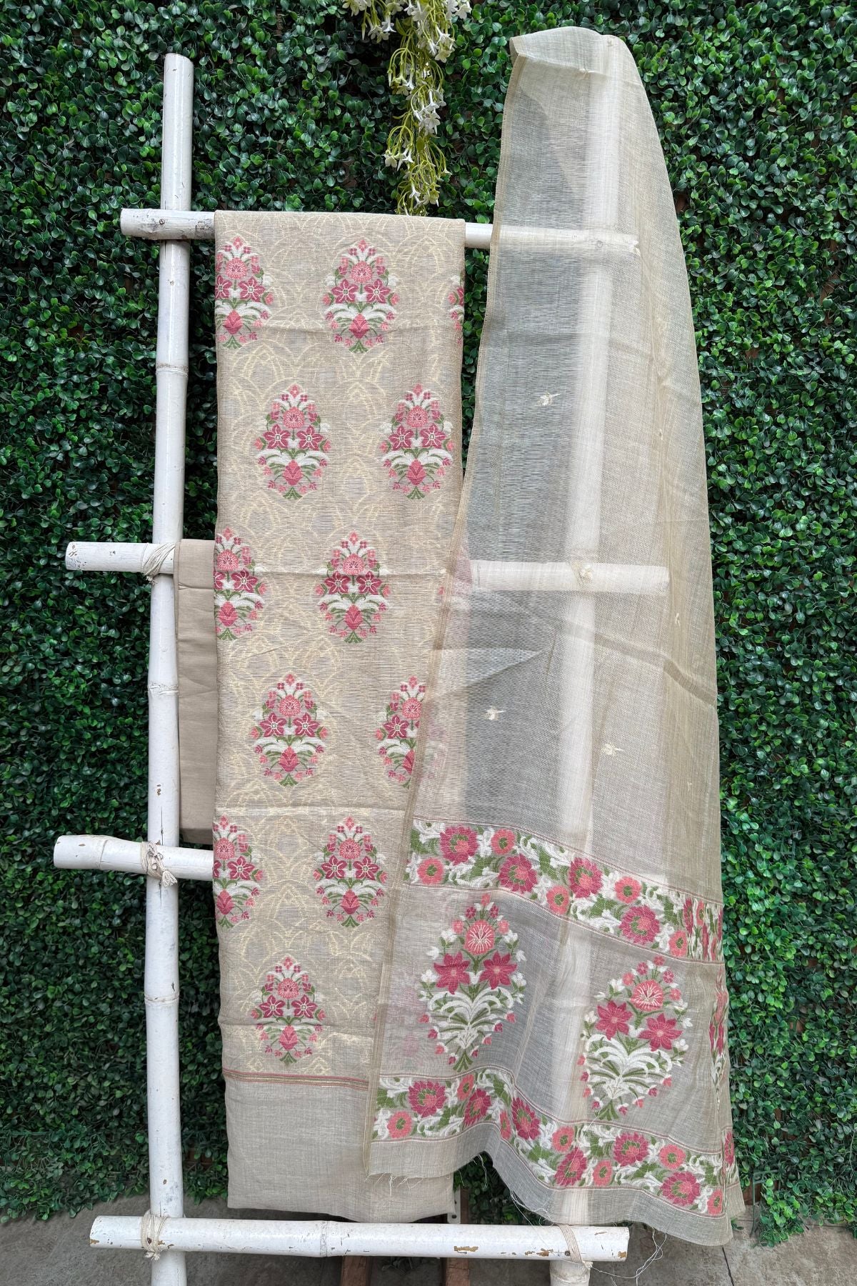 Chanderi Linen Jamdani Suit Set - Beige & Pink