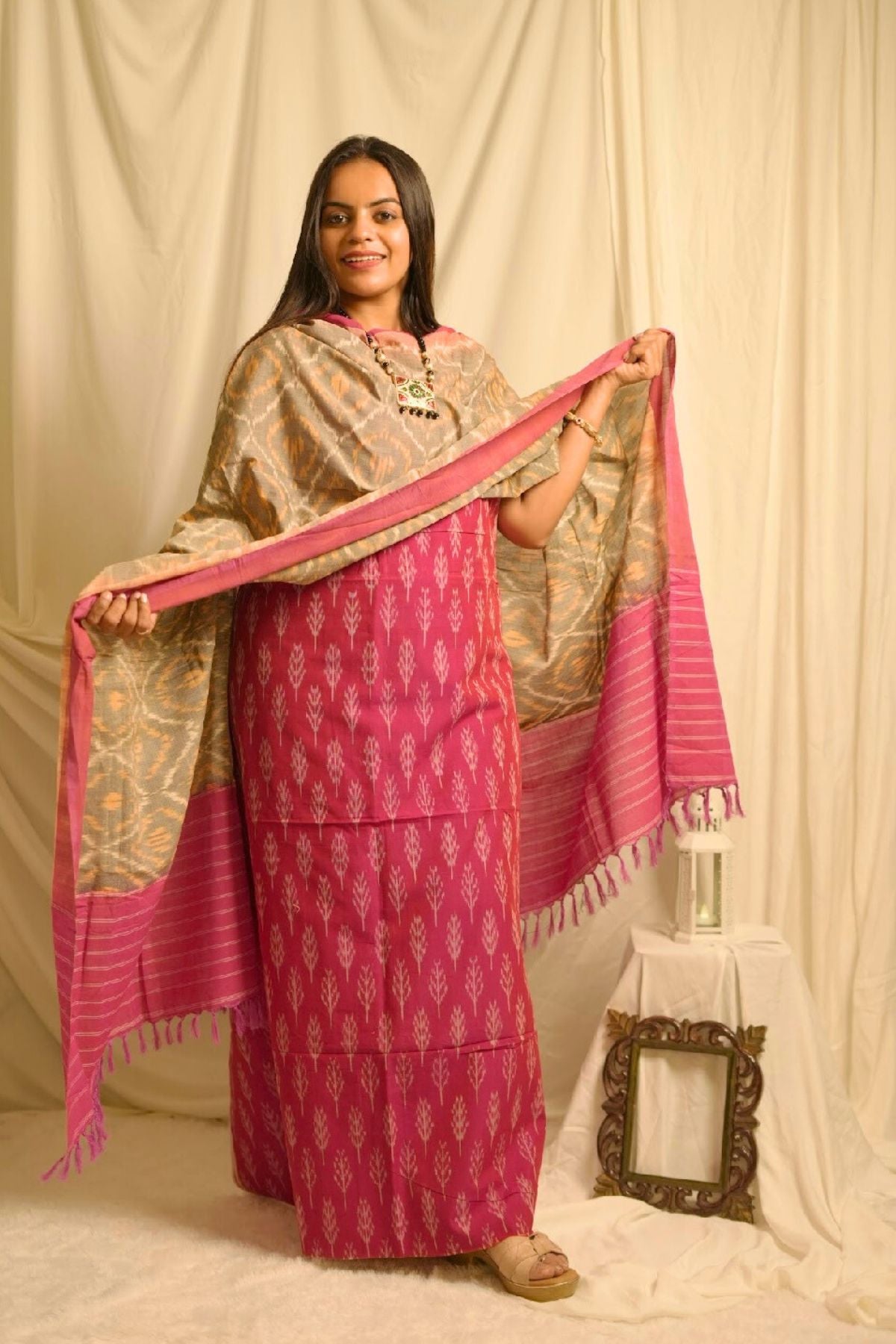 Handcrafted Ikkat Elegance – Pink & Grey