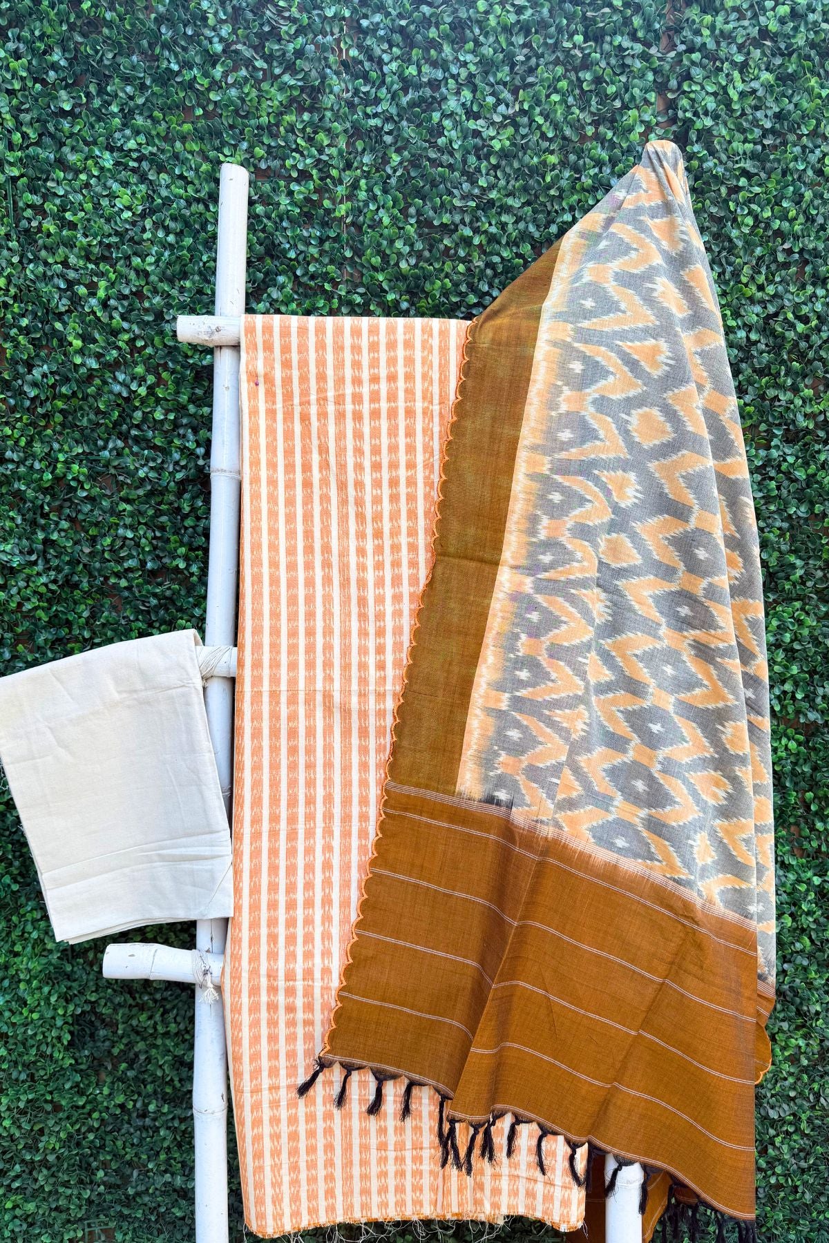 Handcrafted Ikkat Elegance – Yellow & Grey