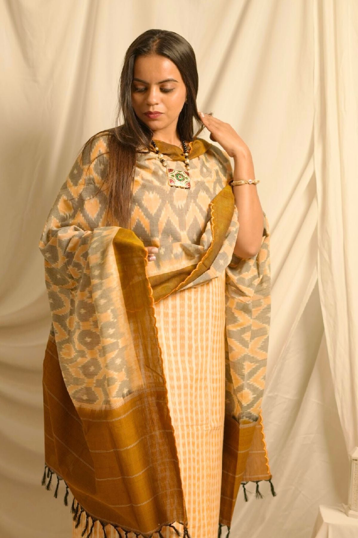 Handcrafted Ikkat Elegance – Yellow & Grey