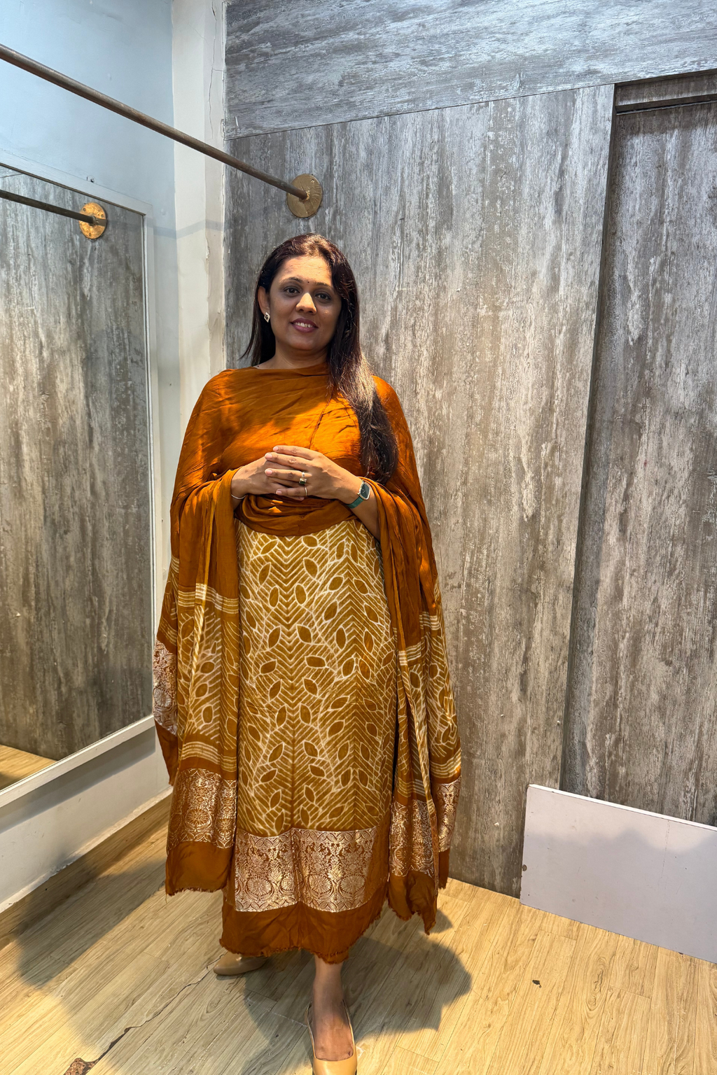 Pure Needle Shibori 3 Pc Suit with Lagadi Patta Border – Ochre