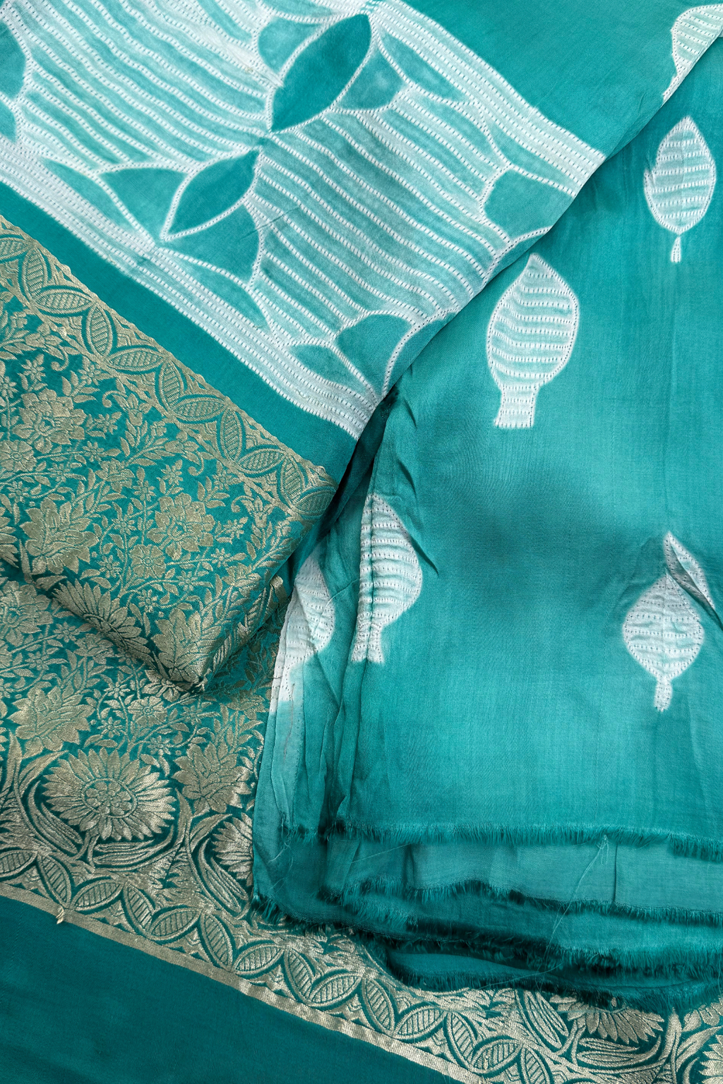 Pure Needle Shibori 3 Pc Suit with Lagadi Patta Border – Sea Green