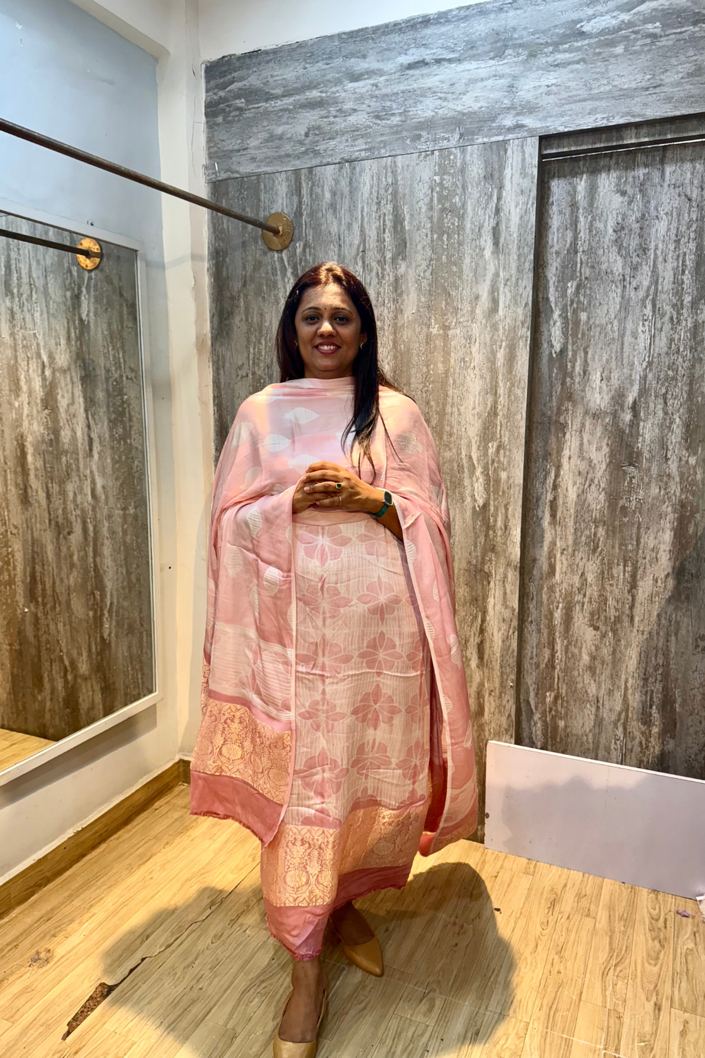 Pure Needle Shibori 3 Pc Suit with Lagadi Patta Border – Light Baby Pink