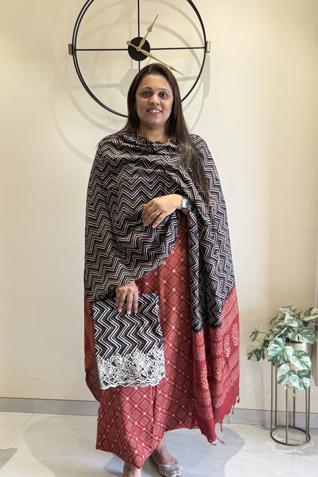 Natural Dye Pashmina Suit With cutwork - Red & Black