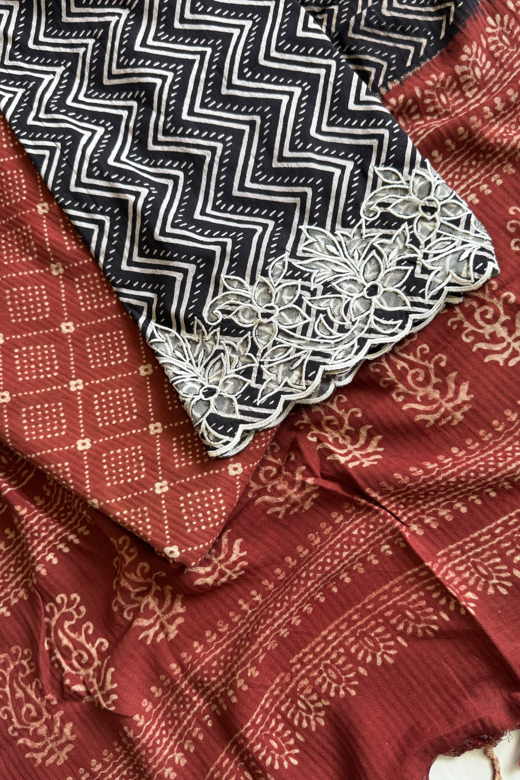Natural Dye Pashmina Suit With cutwork - Black & Red