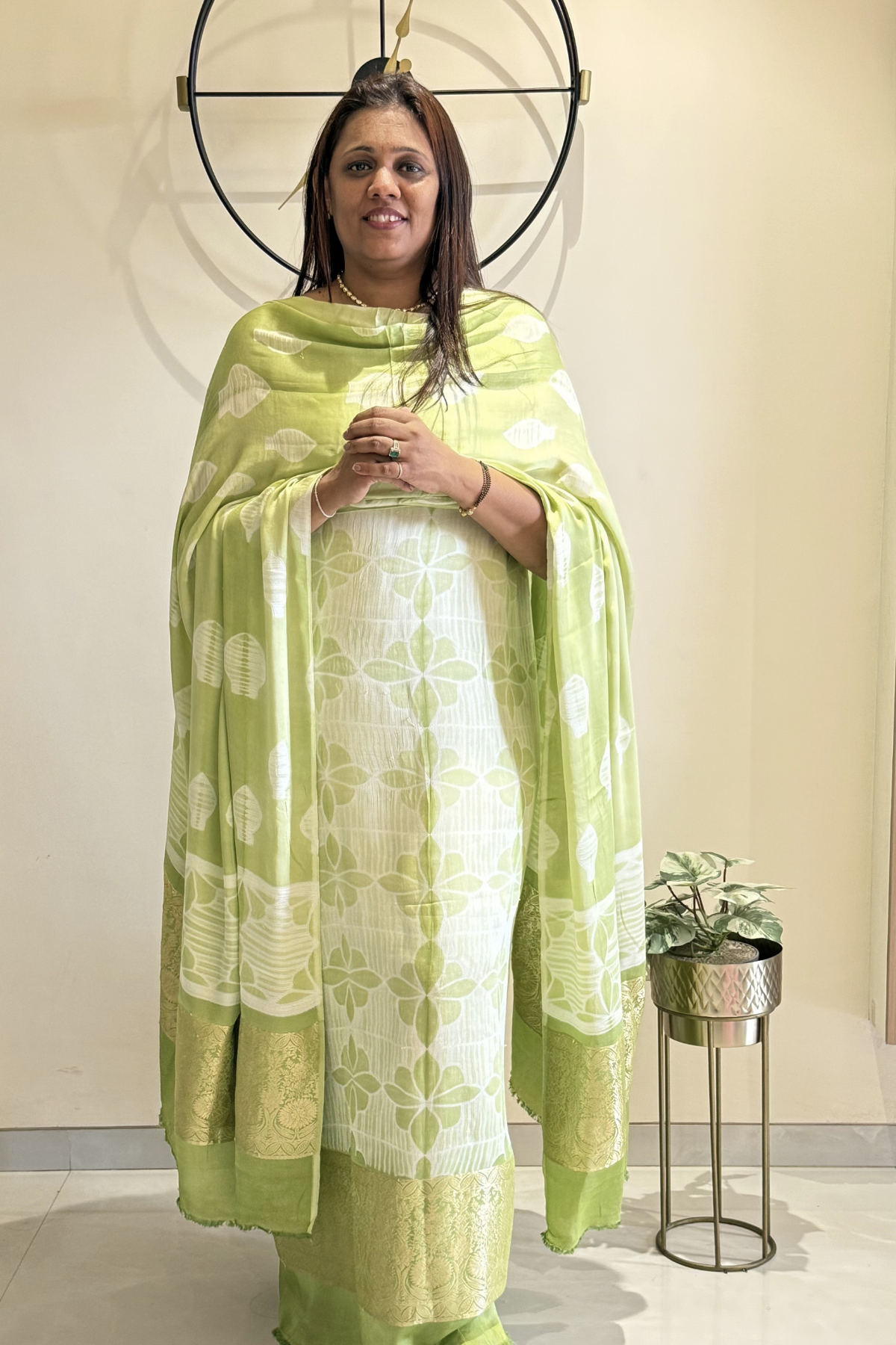 Pure Needle Shibori 3 Pc Suit with Lagadi Patta Border – Light Green