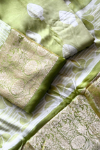 Pure Needle Shibori 3 Pc Suit with Lagadi Patta Border – Light Green