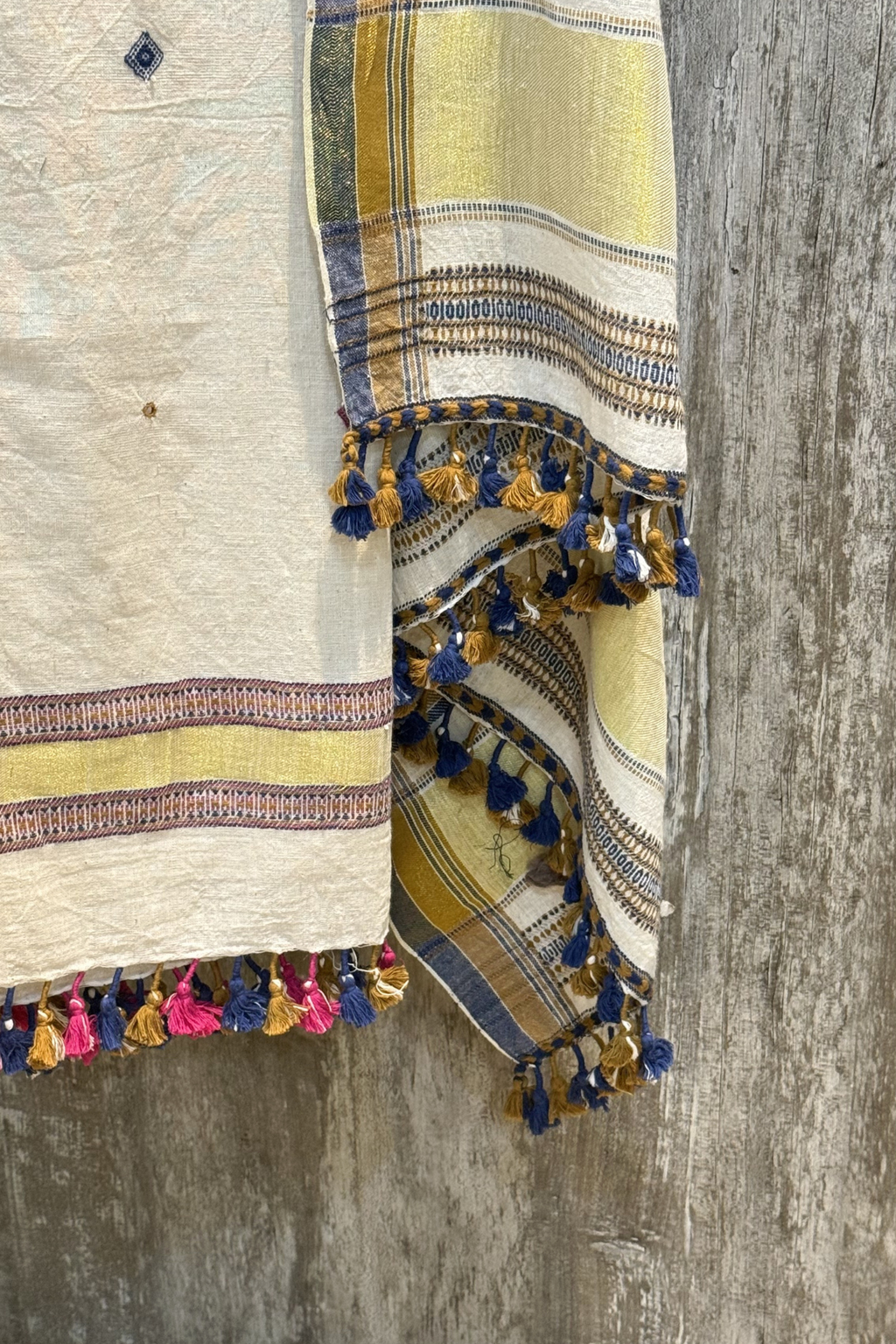 Bhujodi -  white Color