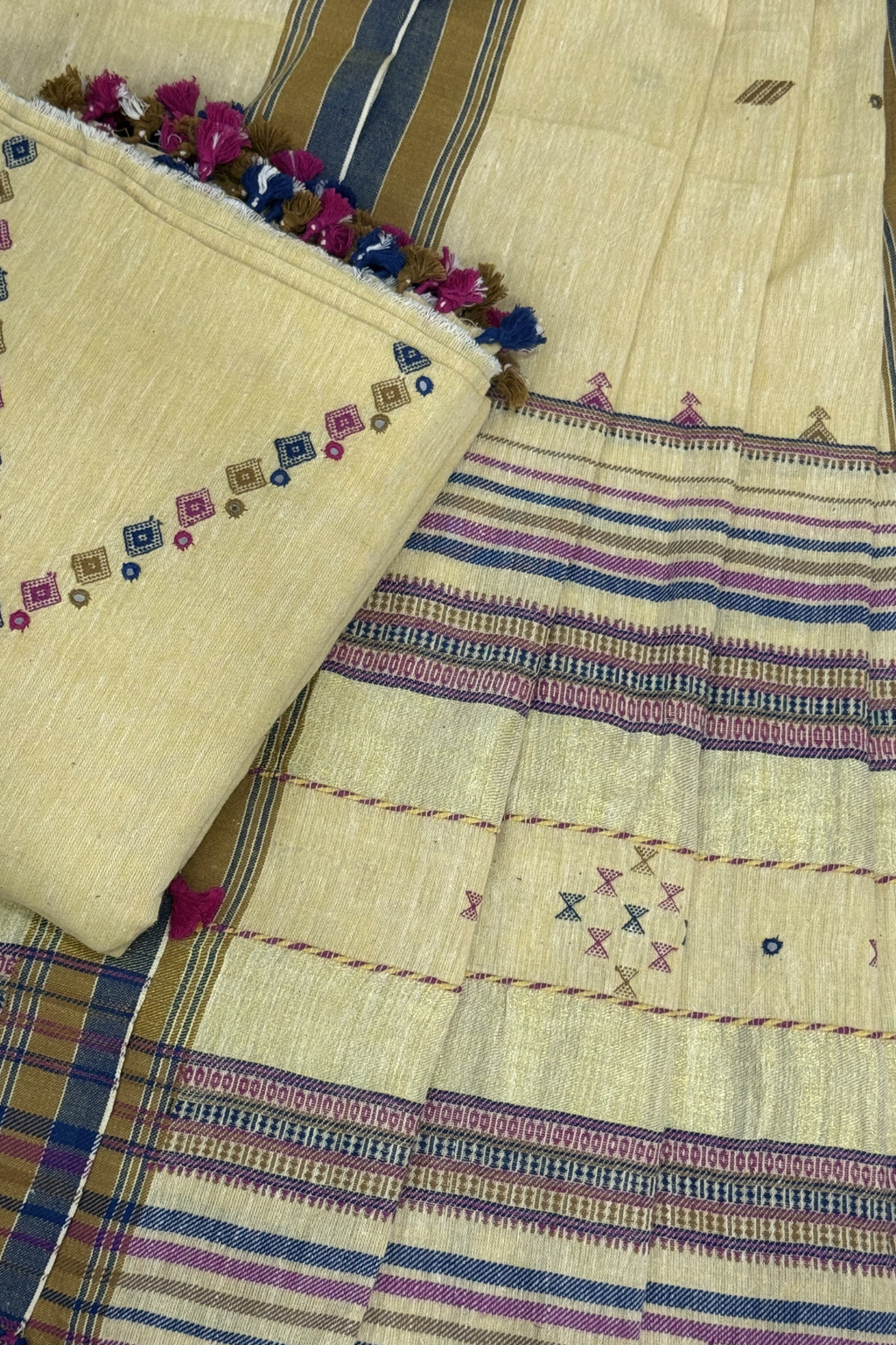 Bhujodi -  Light Yellow