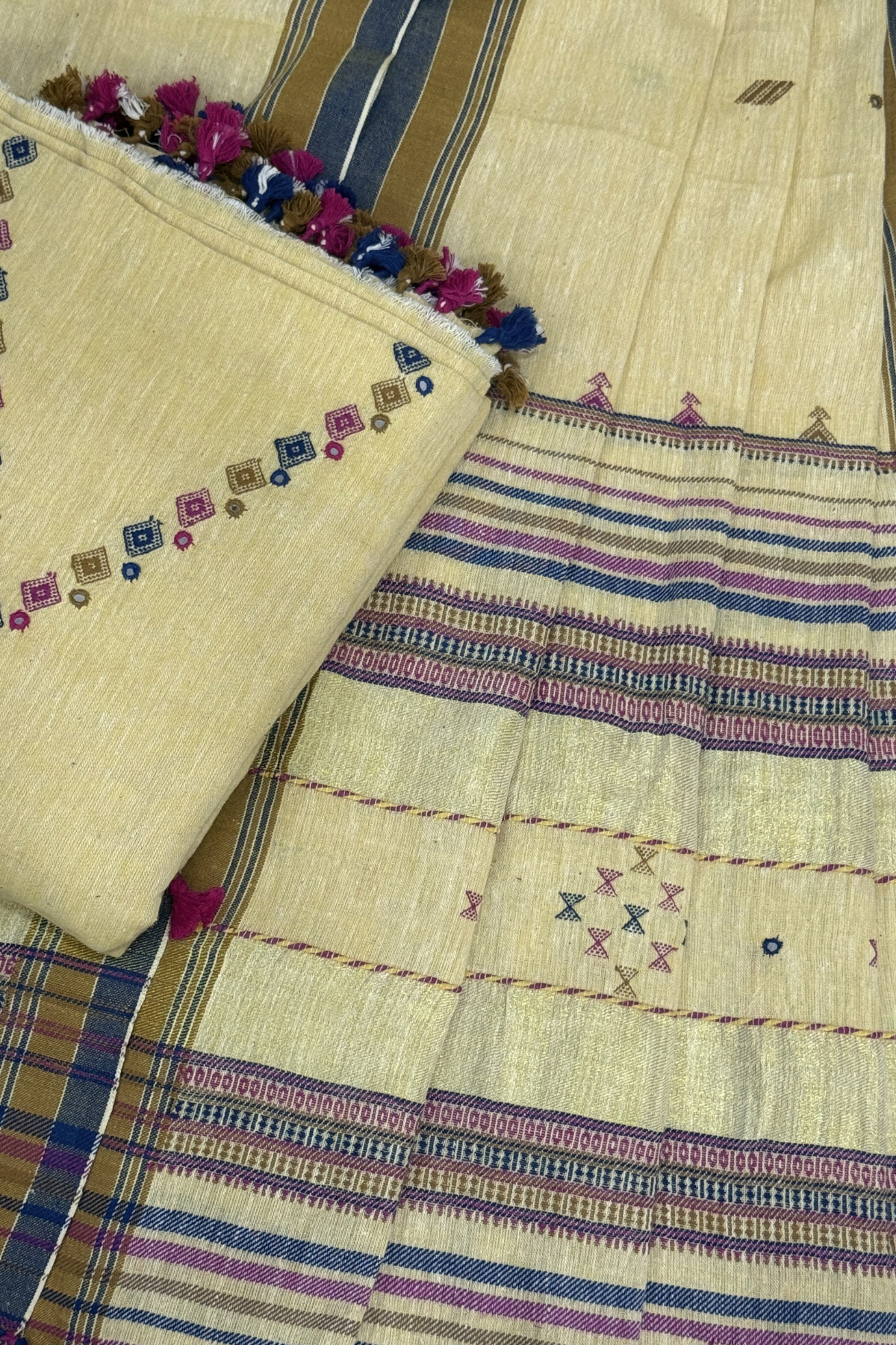 Bhujodi -  Light Yellow