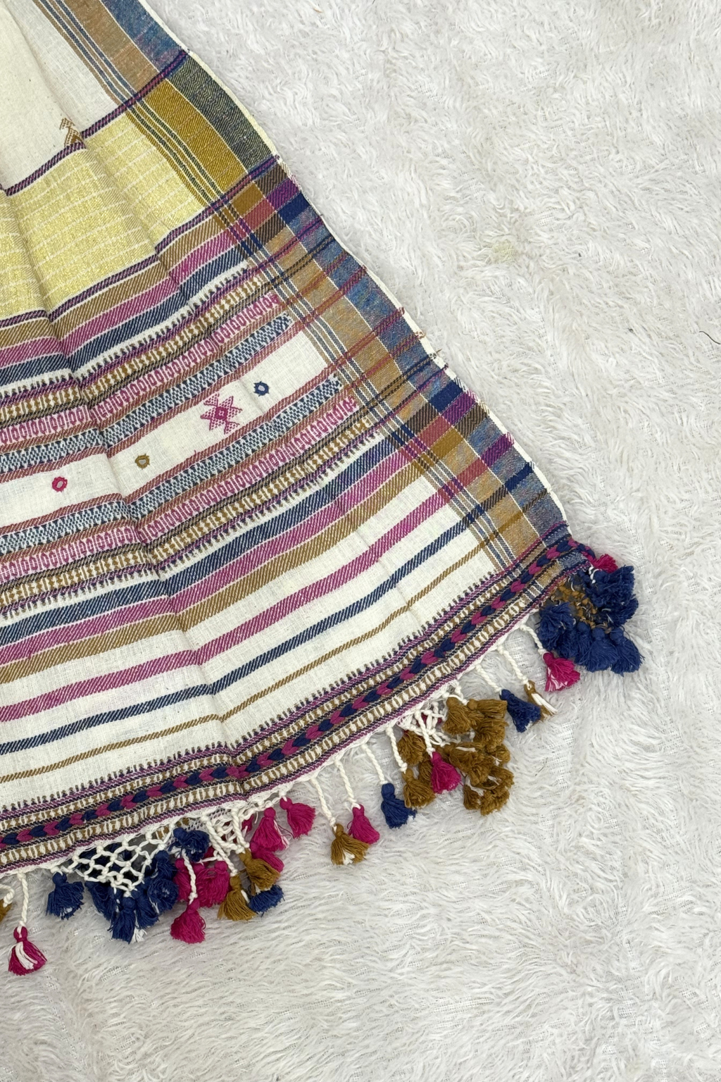 Bhujodi -  White Color