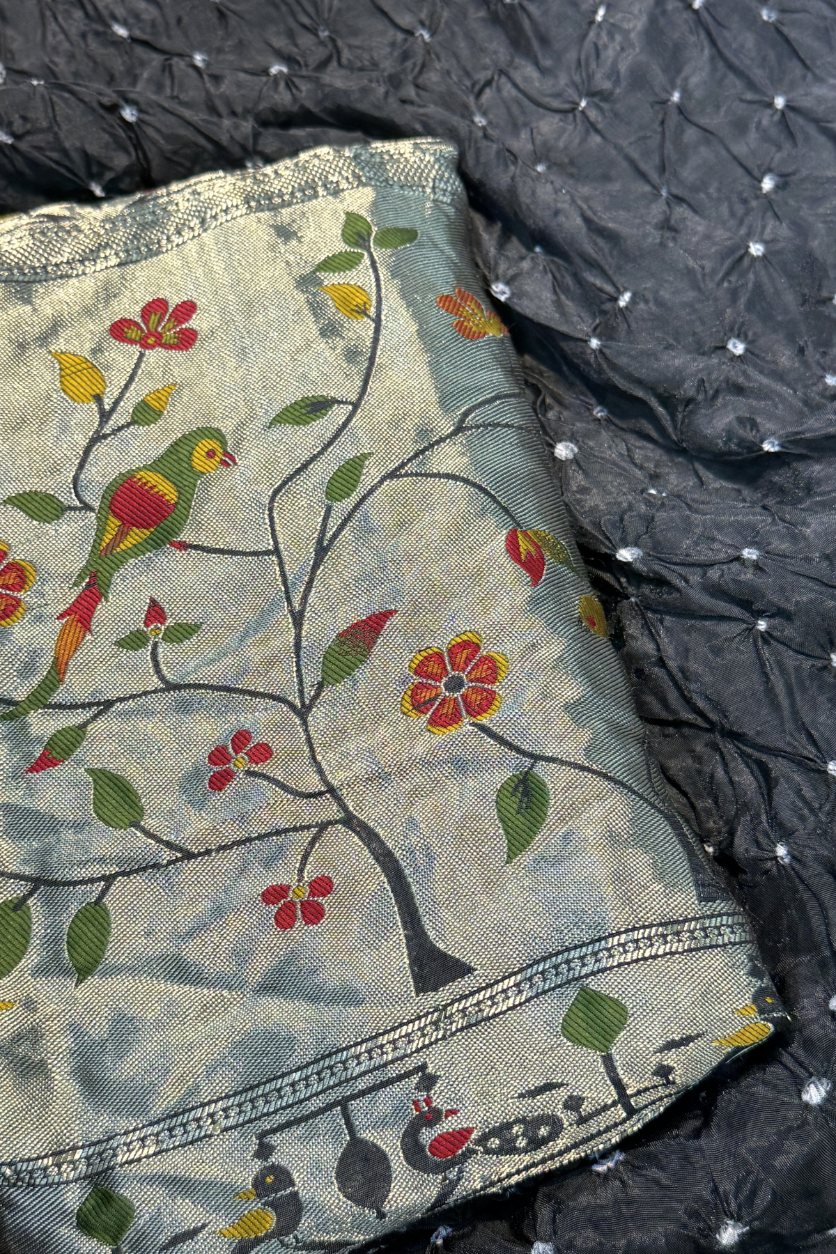 Bandhani With Paitani border - Black Grey