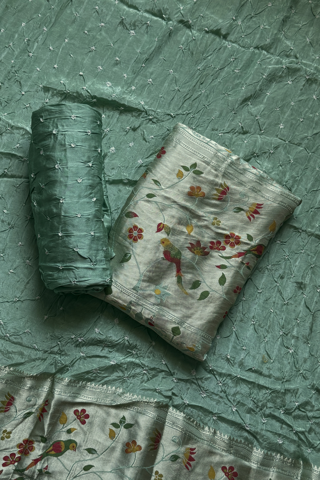 Bandhani With Paitani border - Light Leaf Green