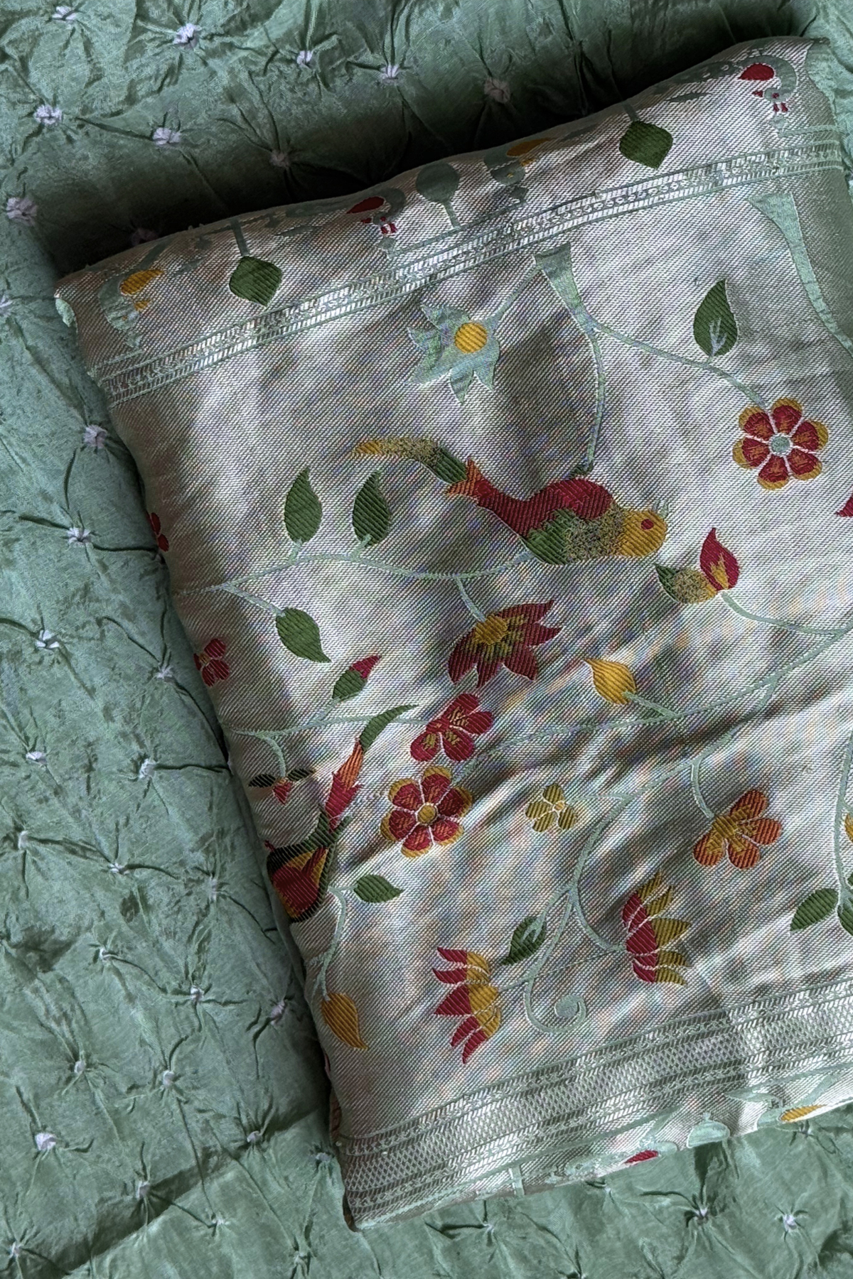 Bandhani With Paitani border - Light Leaf Green
