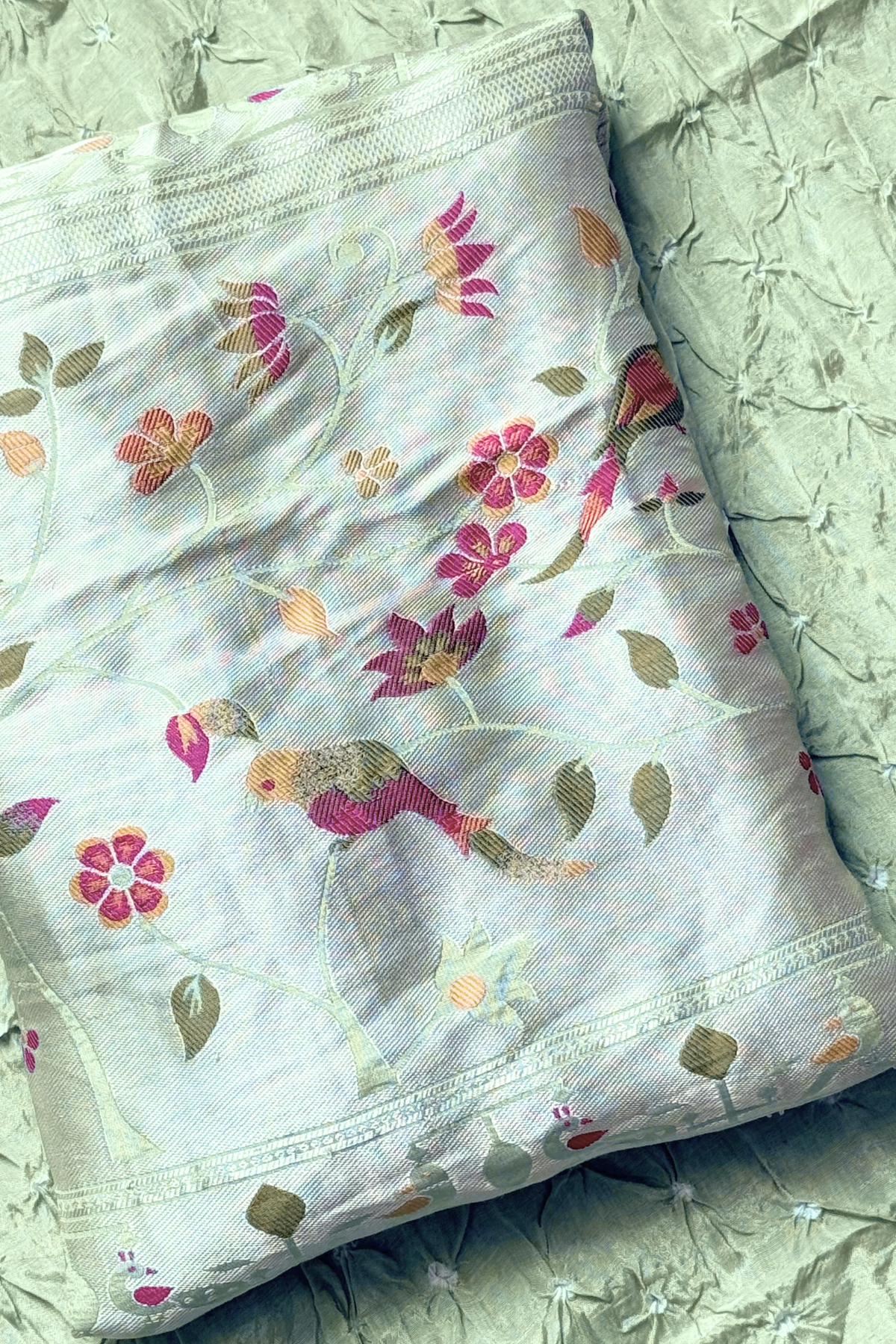 Bandhani With Paitani border - Light Peach Green