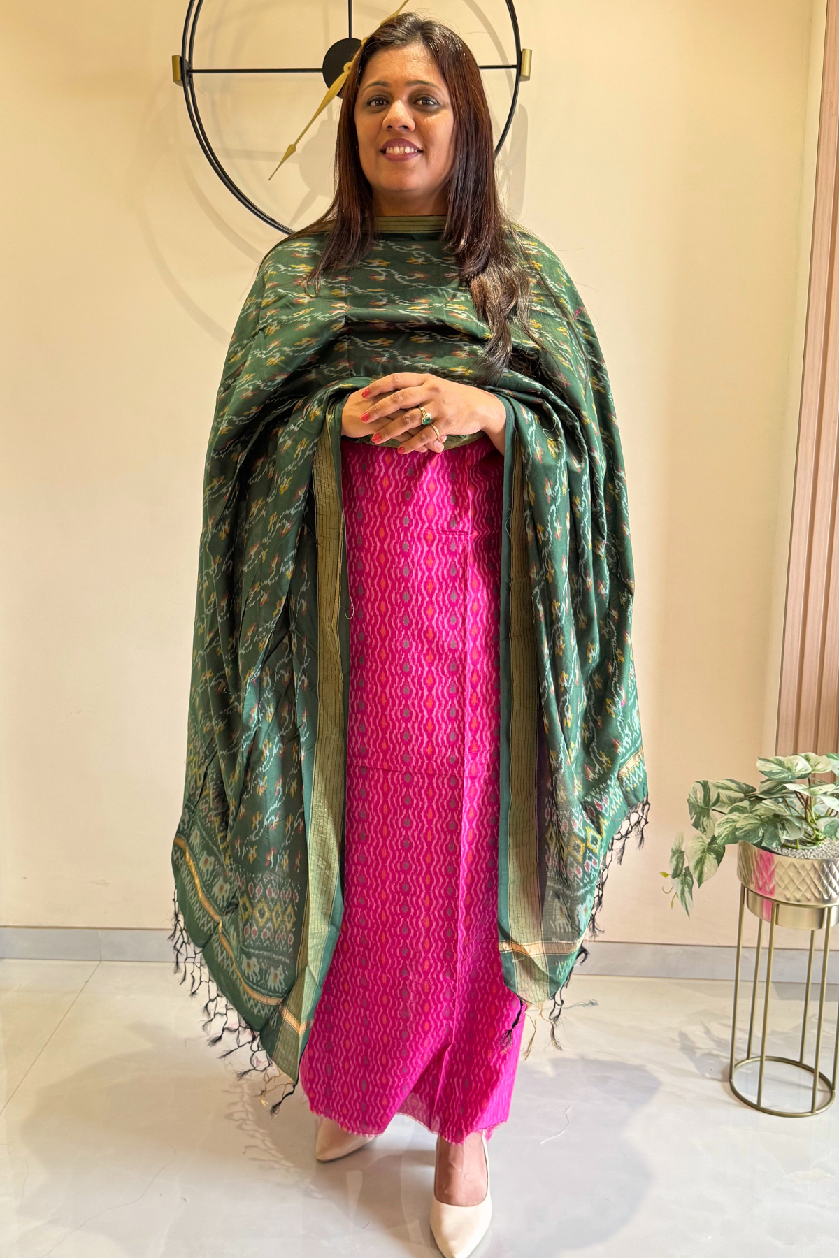 Sicco Ikkat Patola Premium 2-Piece Suit Set – Pink & Green
