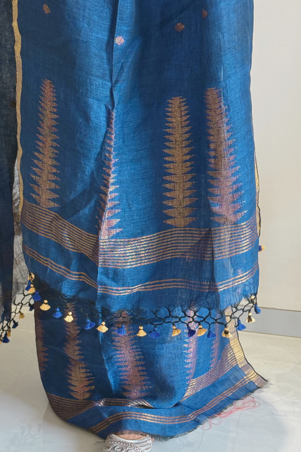 Jayshree Linen Jamdani 2 Pc Set – Blue