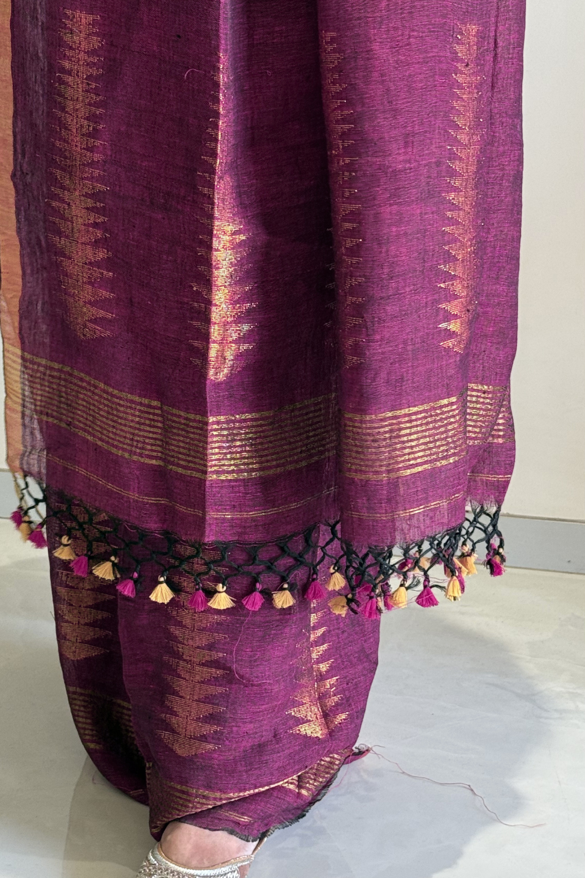 Jayshree Linen Jamdani 2 Pc Set – magenta