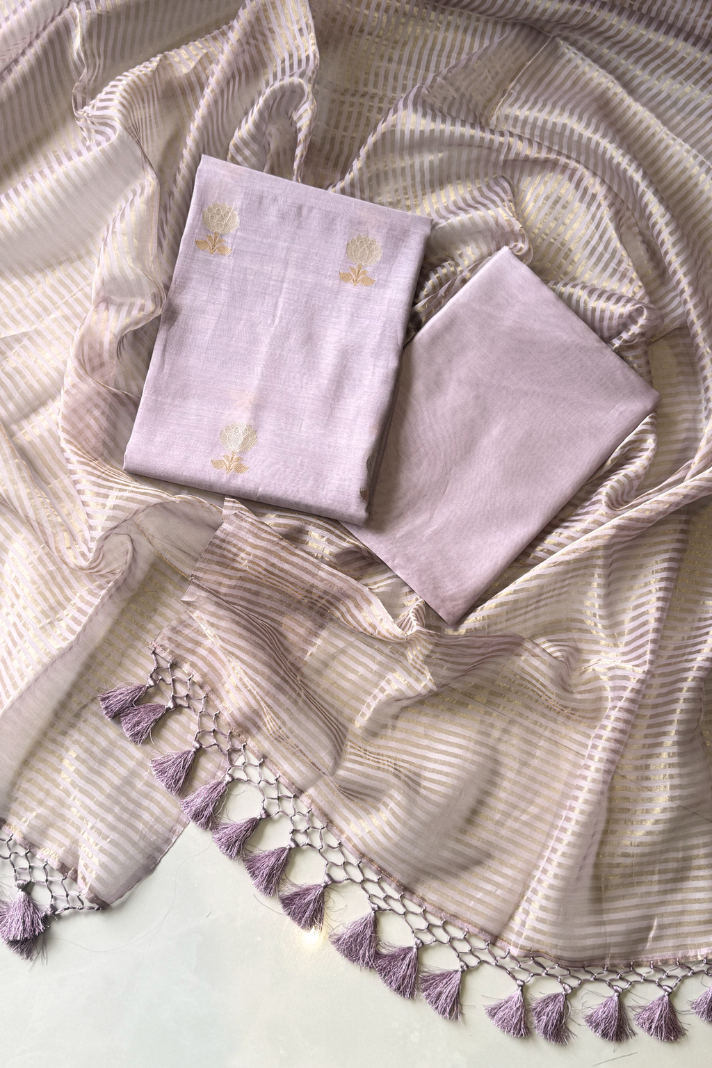 Pure Mul Chanderi With Kadwa Weaving - Light Lavender