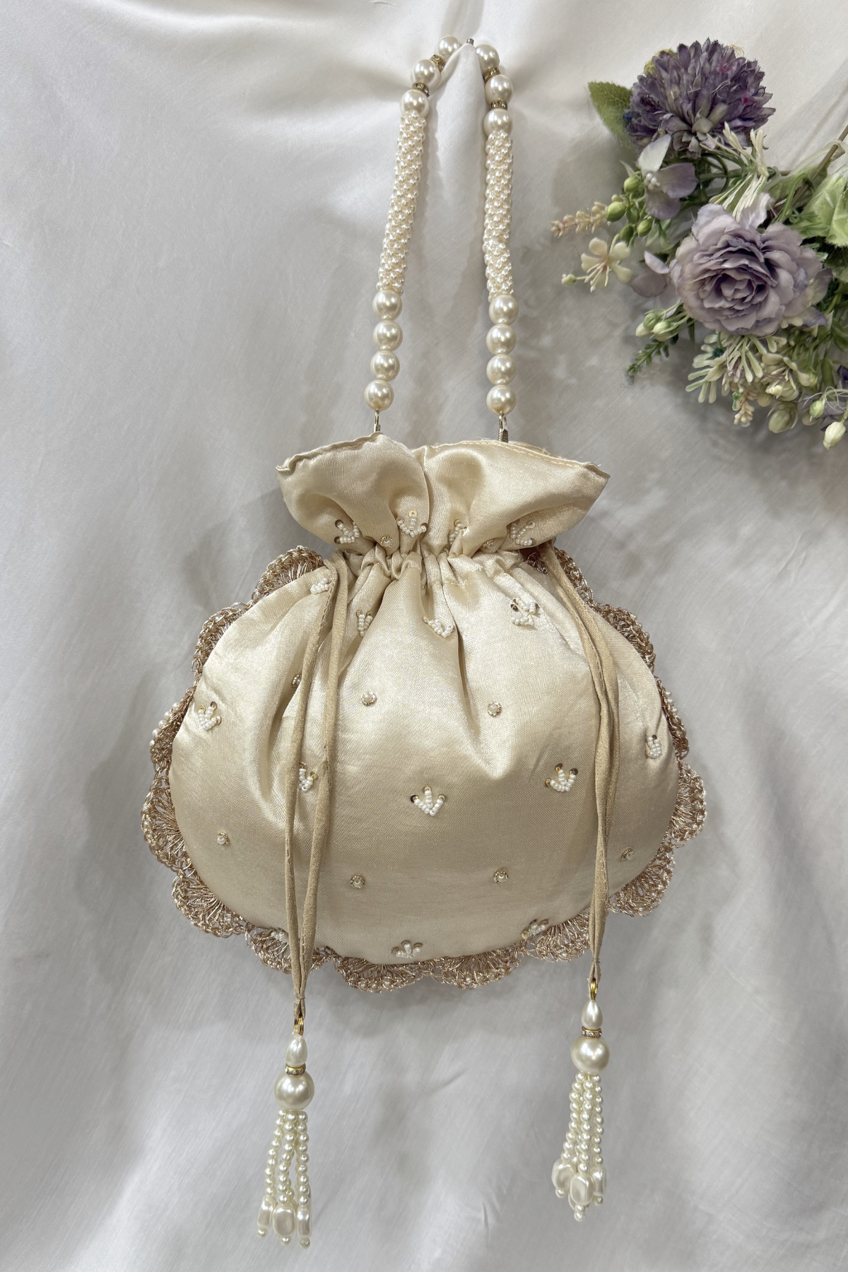 Jardosi  & Jaco Pearl potli Bag - Off-White