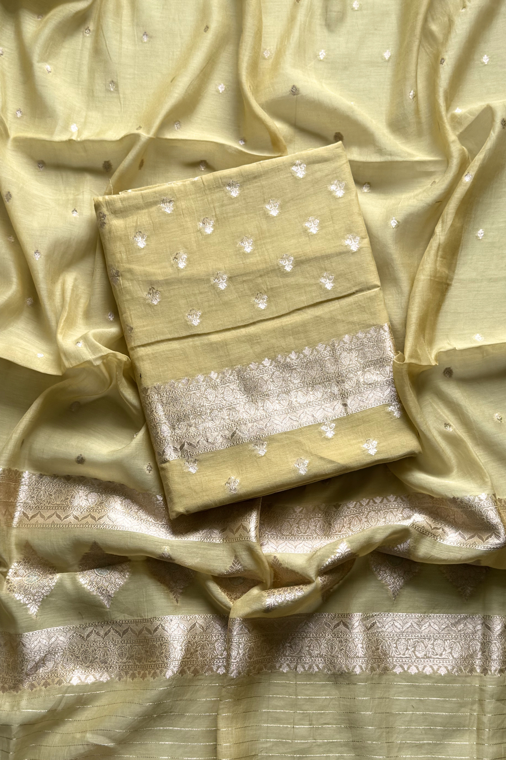 Pure mul Chanderi Banarasi Weaving Suit Set - Pale Yellow