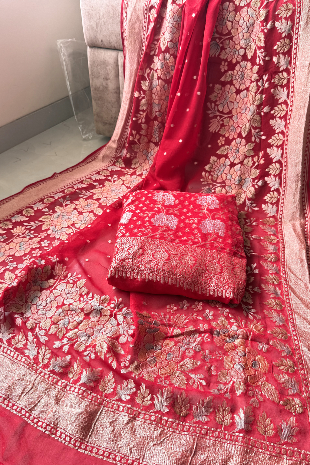 Banarasi Weaving With Brush Paint 3 pc suit set - Red