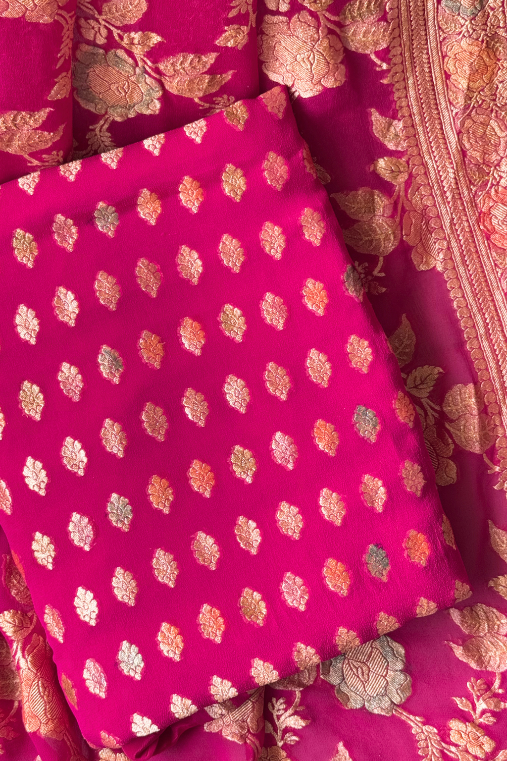 Banarasi Weaving With Brush Paint 3 pc suit set - Rani Pink