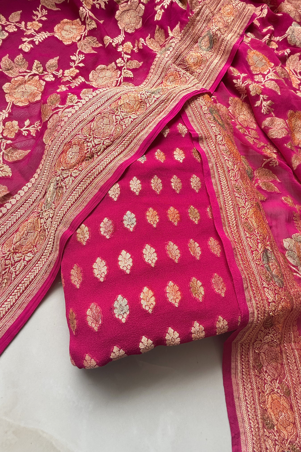 Banarasi Weaving With Brush Paint 3 pc suit set - Rani Pink