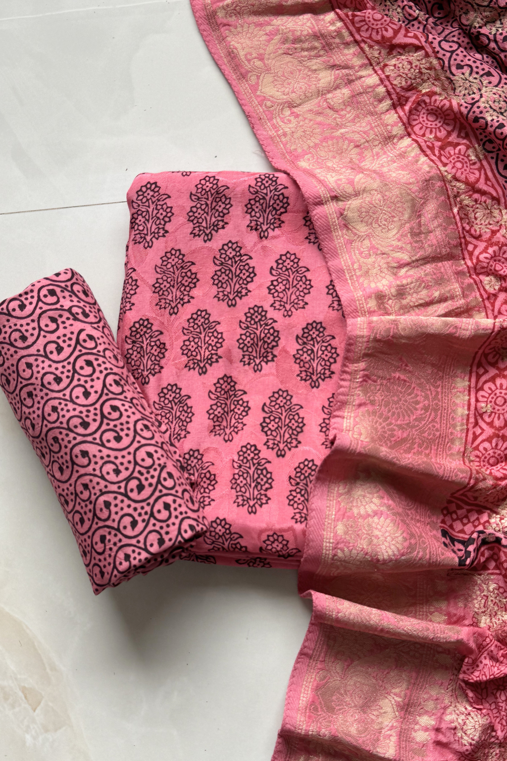 Hand Block bagh Printed Suit Set With Banarasi Weaving - Taffy Pink Color