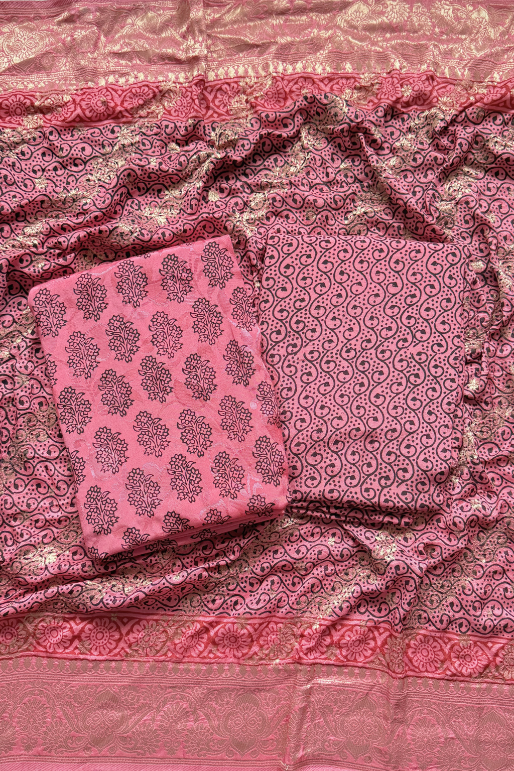 Hand Block bagh Printed Suit Set With Banarasi Weaving - Taffy Pink Color