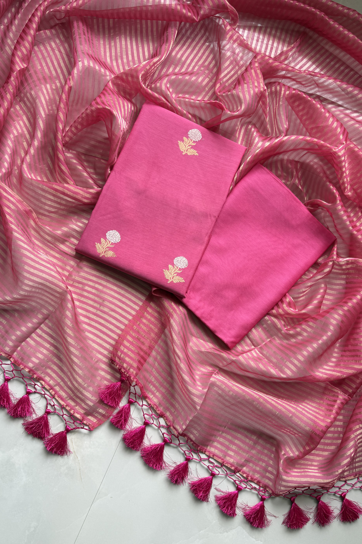 Pure Mul Chanderi With Kadwa Weaving - magenta Pink
