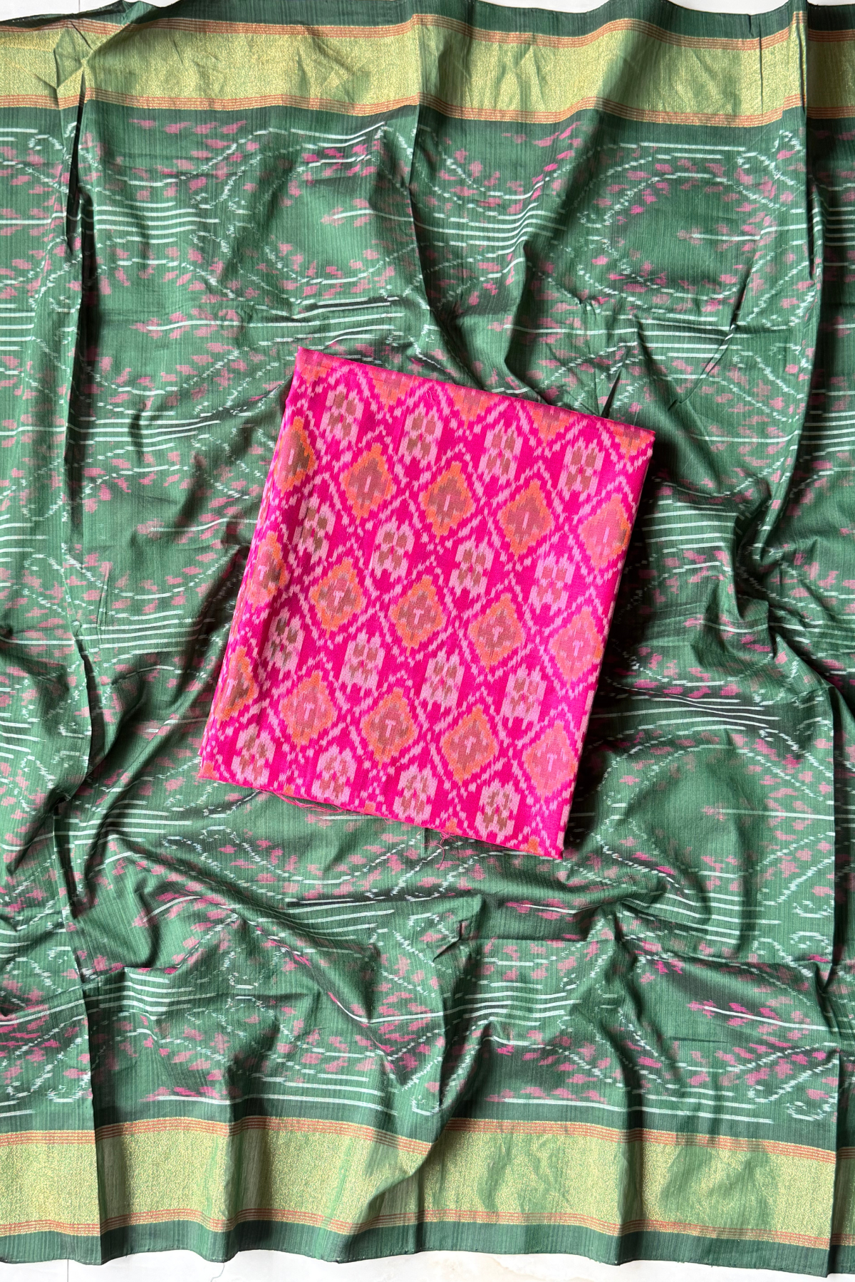 Sicco Ikkat Patola Premium 2-Piece Suit Set – Pink