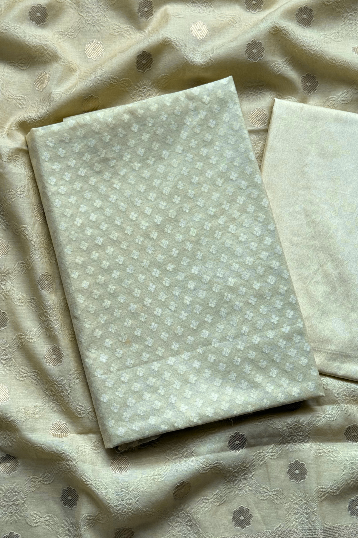 Pure Mul Chanderi With Kadwa Weaving - Pastel Lemon Yellow
