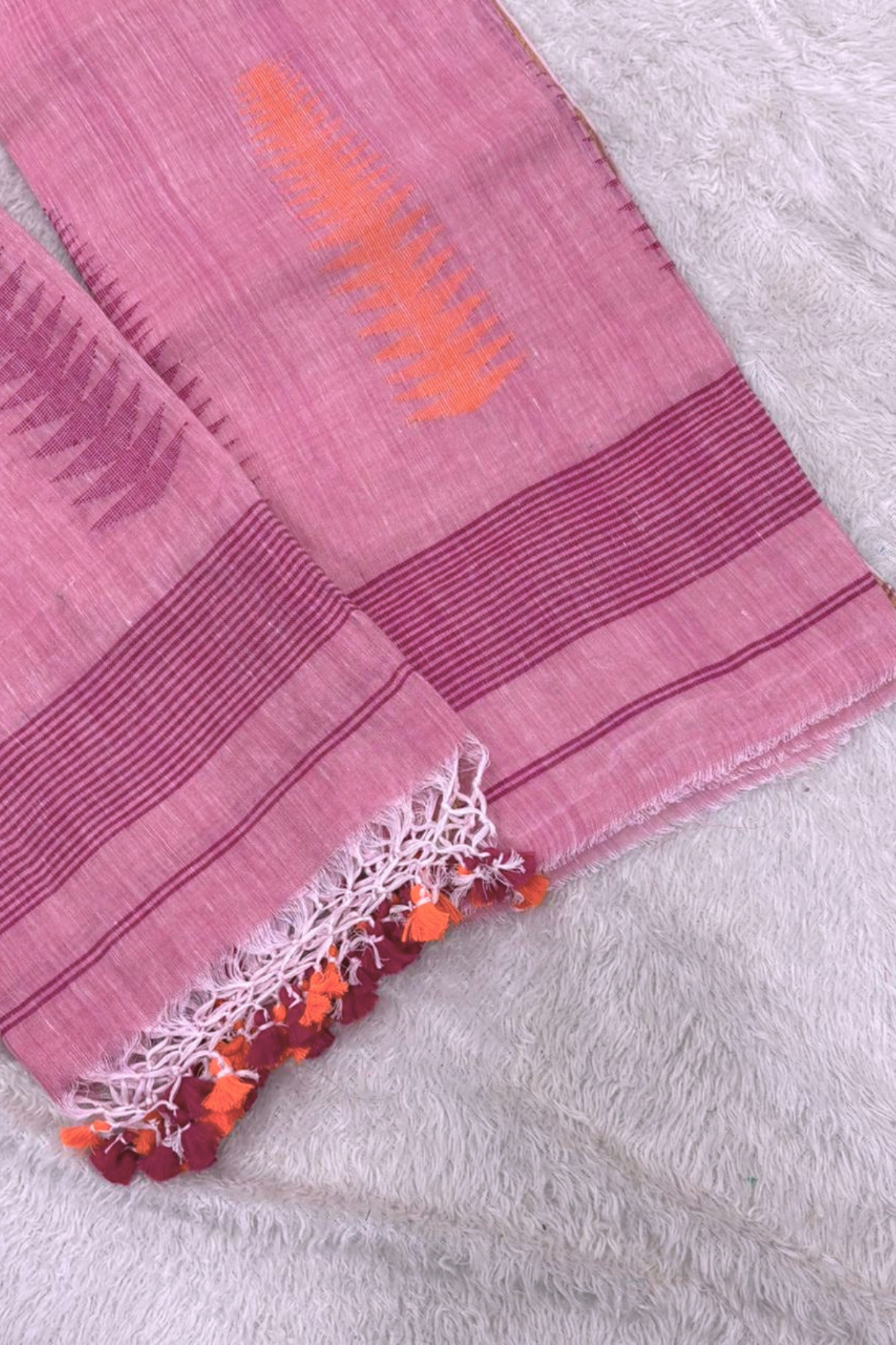 Jayshree Linen Jamdani 2 Pc Set – Light Pink