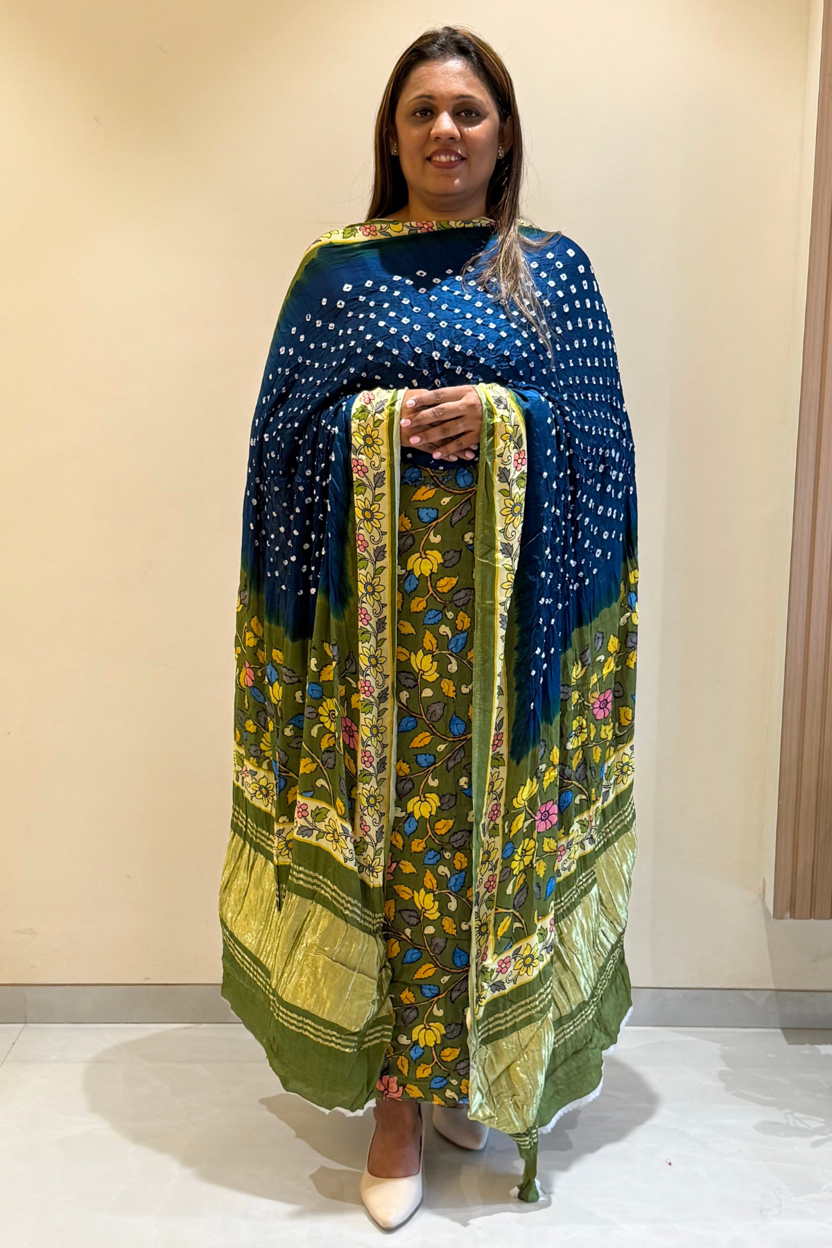 Bandhej With Kalamkari Print - 3 pc Unstiched Suit Set - Olive Green & Peacock Green