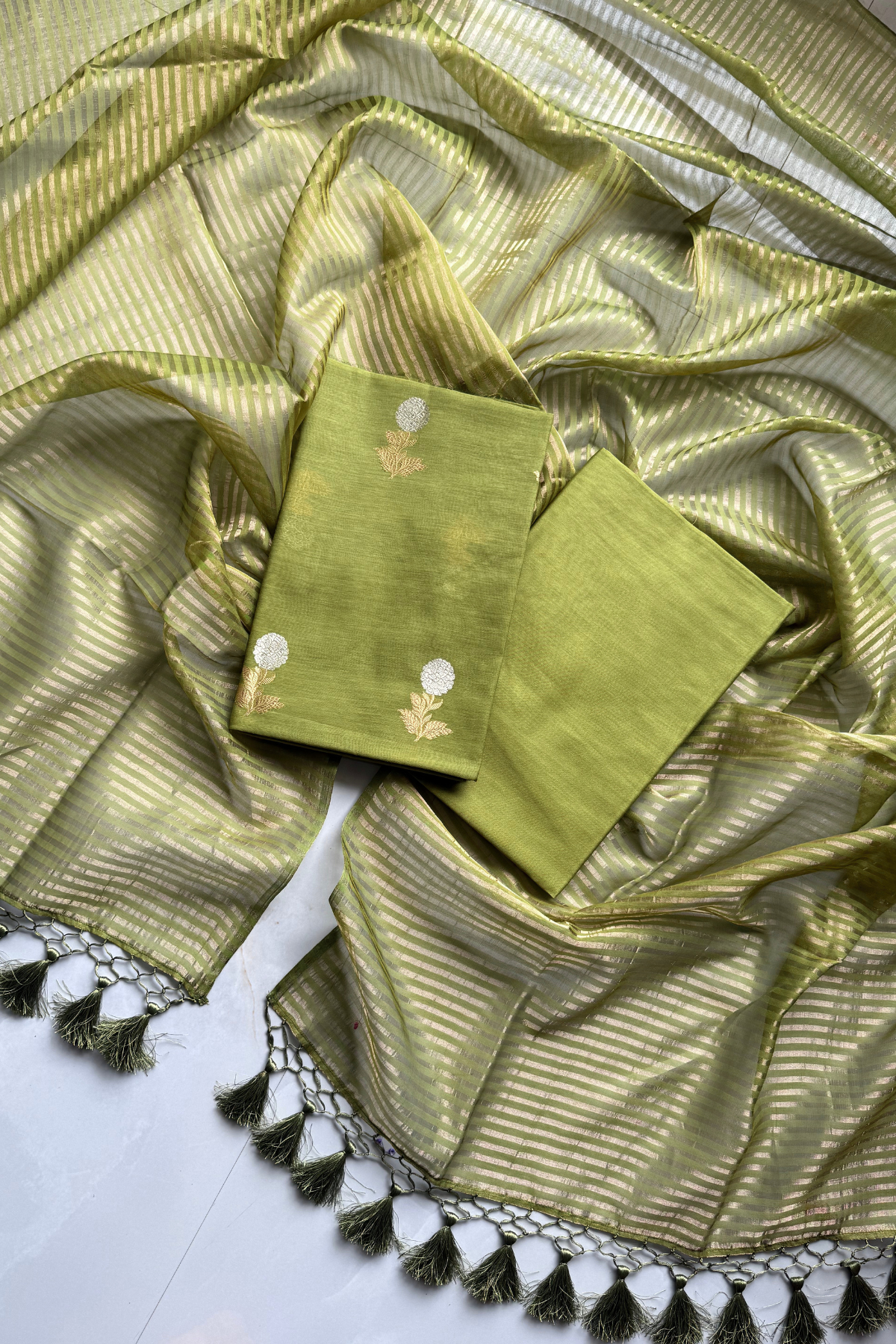 Pure Mul Chanderi With Kadwa Weaving - Olive Green