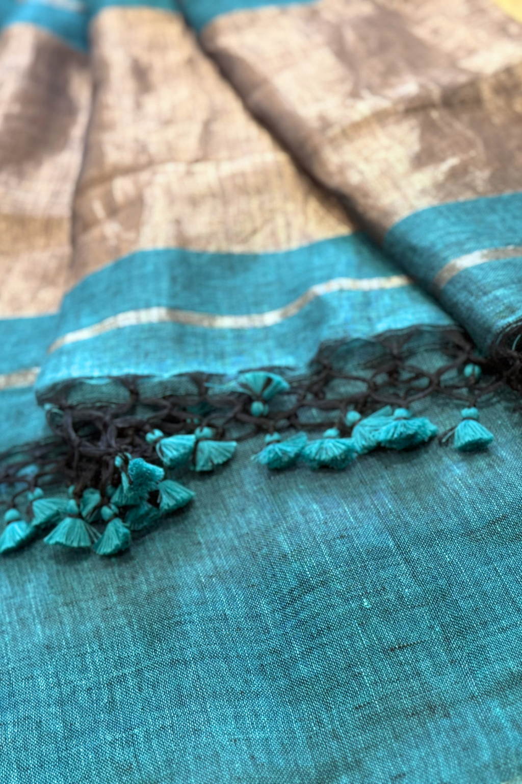 Jayshree Linen Jamdani 2 Pc Set – Teal Blue