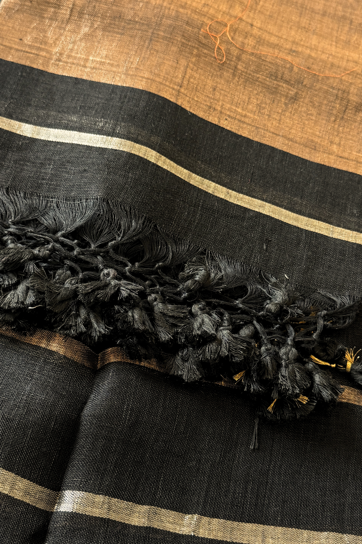 Jayshree Linen Jamdani 2 Pc Set – Black