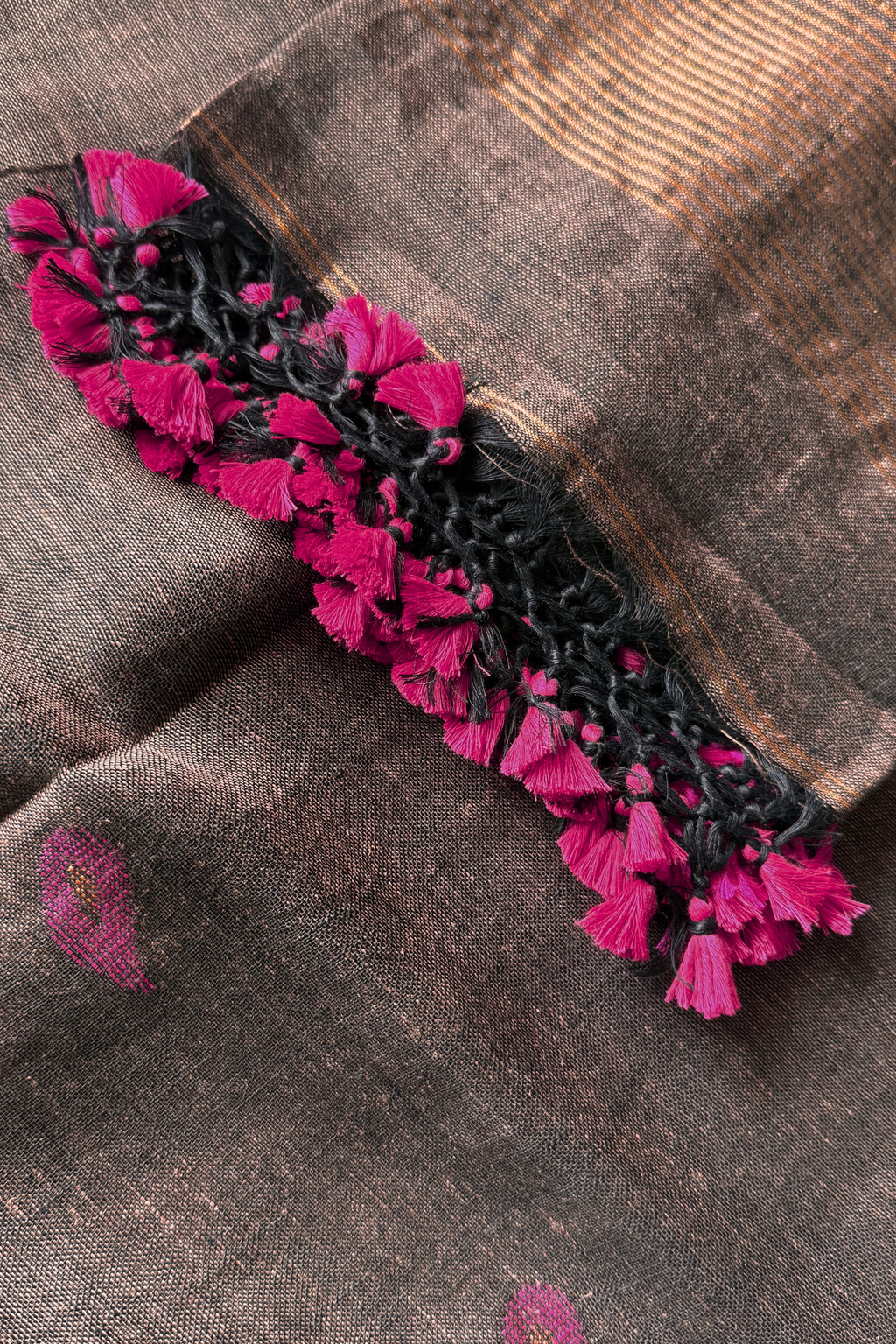 Jayshree Linen Jamdani 2 Pc Set – Brown