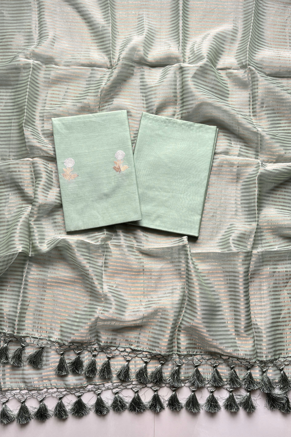 Pure Mul Chanderi With Kadwa Weaving - Light pista green