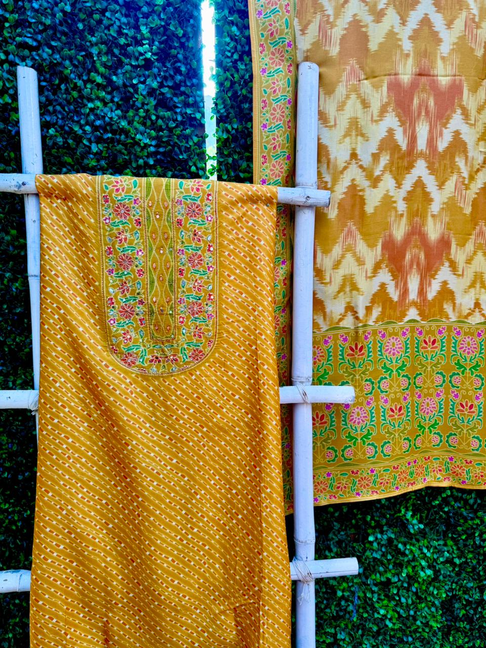 Chrome Yellow Mirror Shine