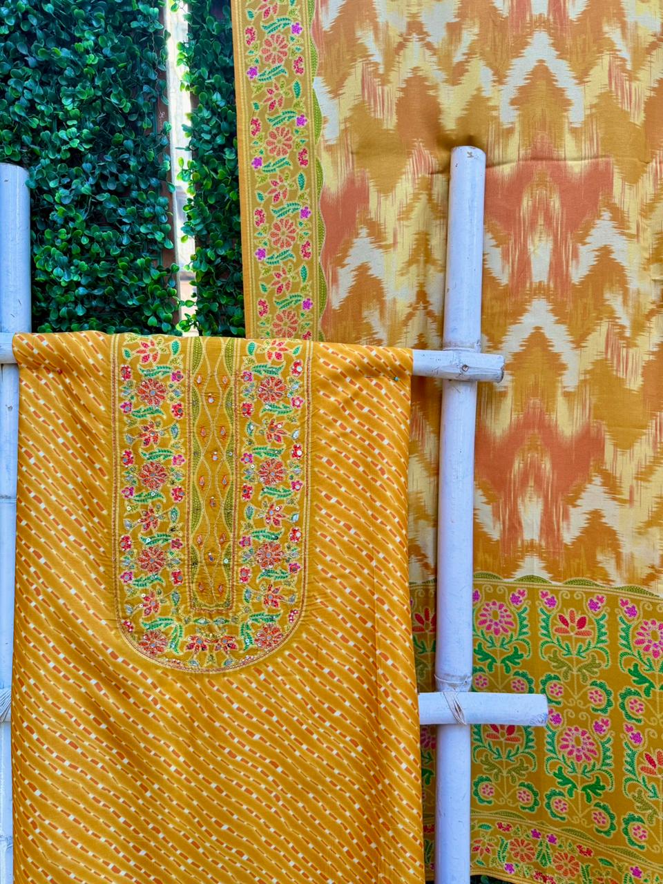 Chrome Yellow Mirror Shine