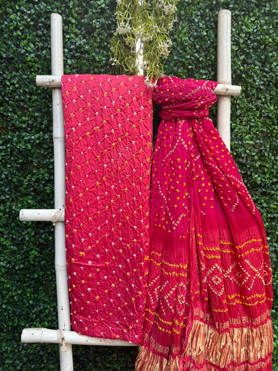 Gajri Pink Bandhej Lagadi Patta Elegance