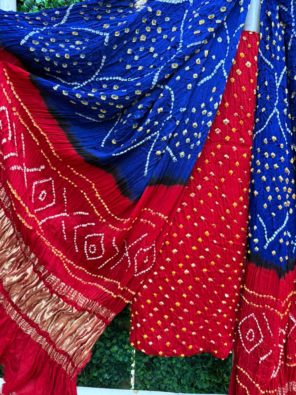Red & Blue Bandhej Lagadi Patta Elegance