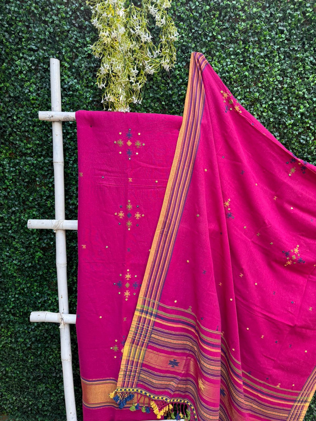 Rani Pink Bhujodi Classic