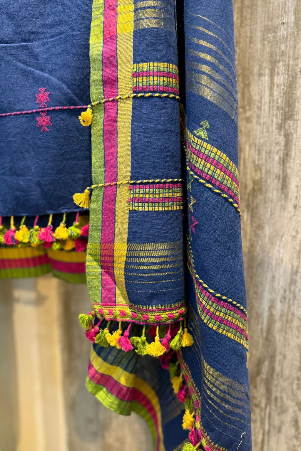 Blue-Striped Dupatta Bhujodi Kala Handwoven Cotton Set