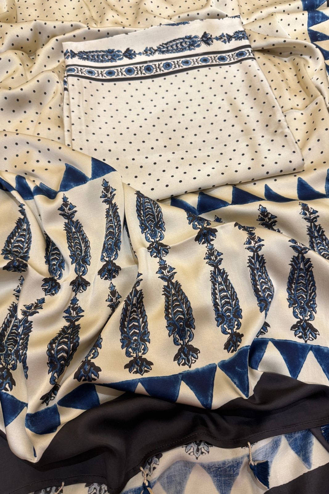 Pure Modal Satin 2-Piece Suit Set in Natural Ajrak Dye - white polka