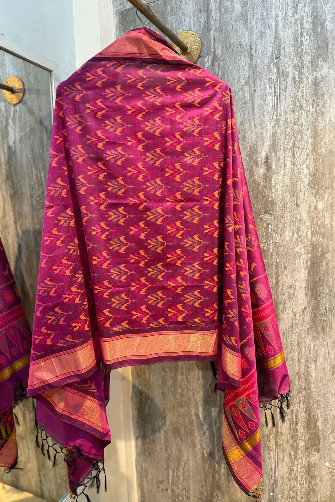 Sicco Ikkat Patola Premium 2-Piece Suit Set – Pink