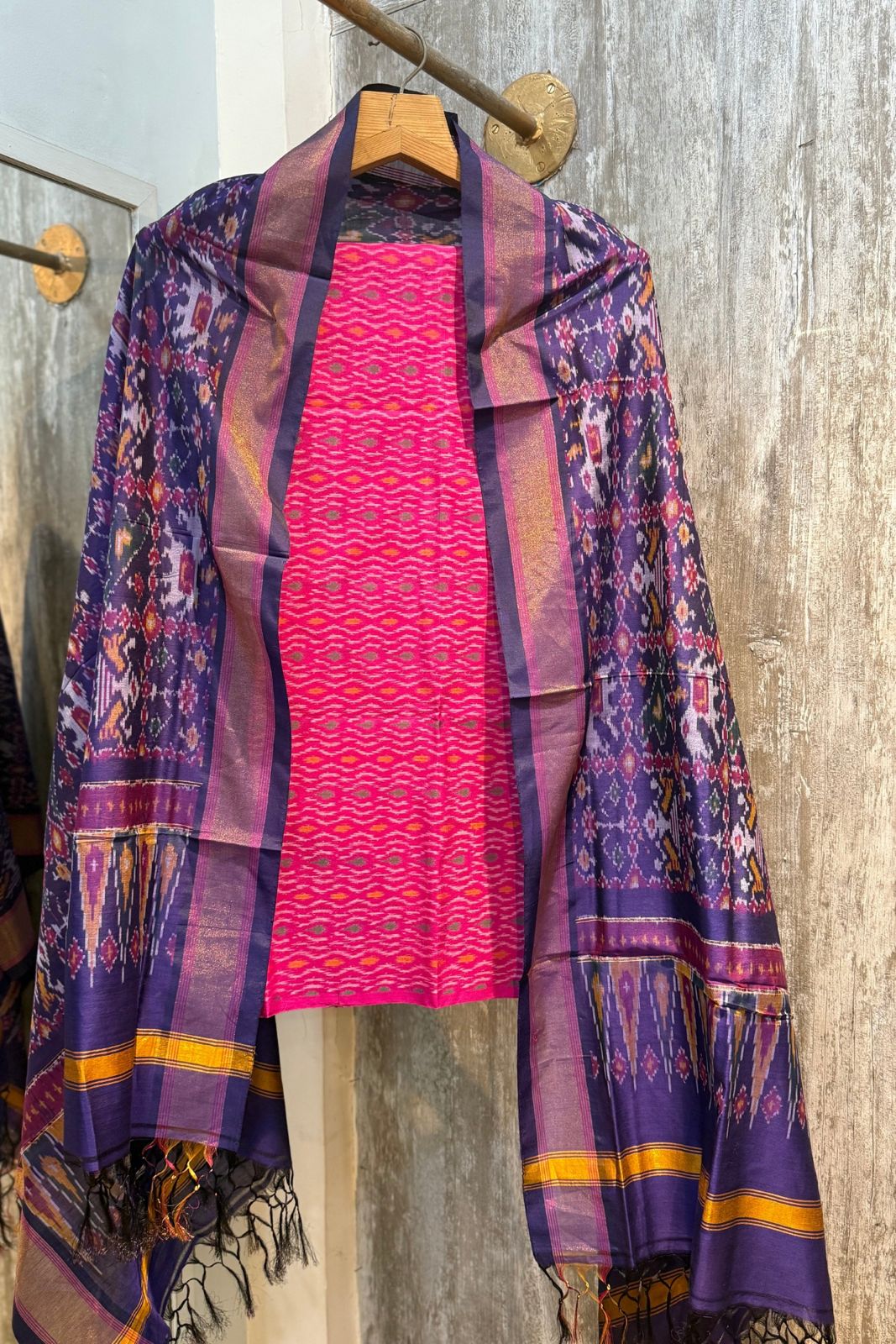 Sicco Ikkat Patola Premium 2-Piece Suit Set – Pink & Purple