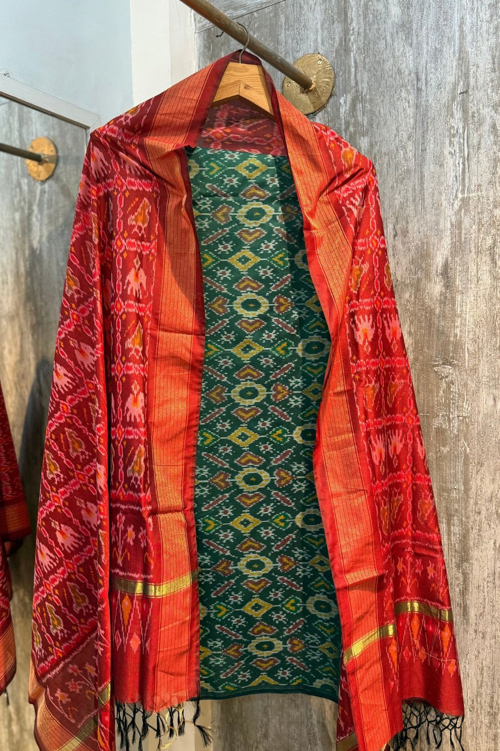 Sicco Ikkat Patola Premium 2-Piece Suit Set – Green & Red